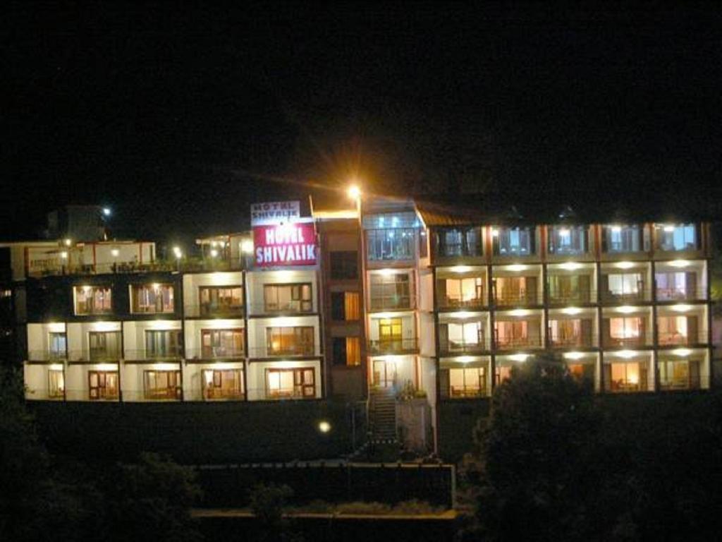 Hotel Shivalik Касаули Экстерьер фото