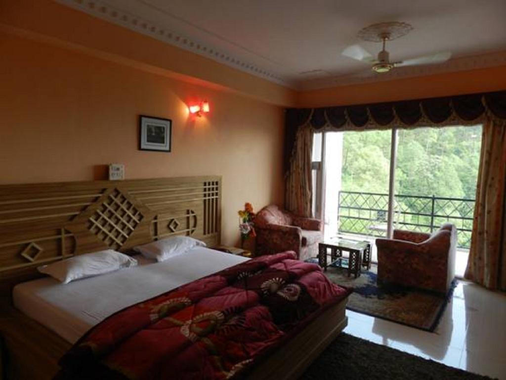 Hotel Shivalik Касаули Номер фото